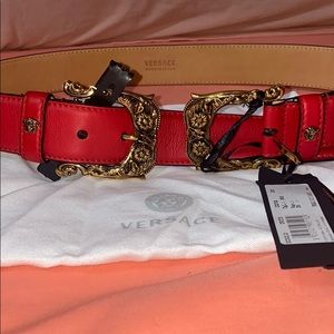 *RED VERSACE BELT* DOUBLE BUCKLE BRAND New !!